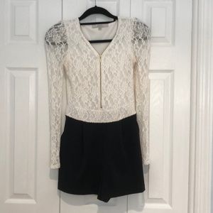 GUESS Black and White Romper Small